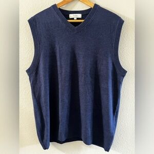 Men's Turbury SZ Large Merino‎ Wool Sweater Vest  (Navy Blue Color) Soft
